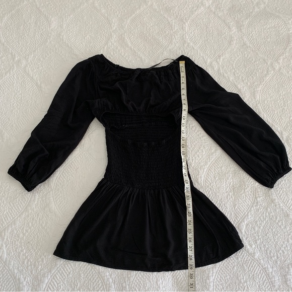 Black Mini Dres, with opening in the front, long sleeve, shoulders free, Size M - Picture 6 of 6